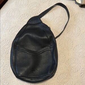 Ellington Black Leather Shoulder Bag